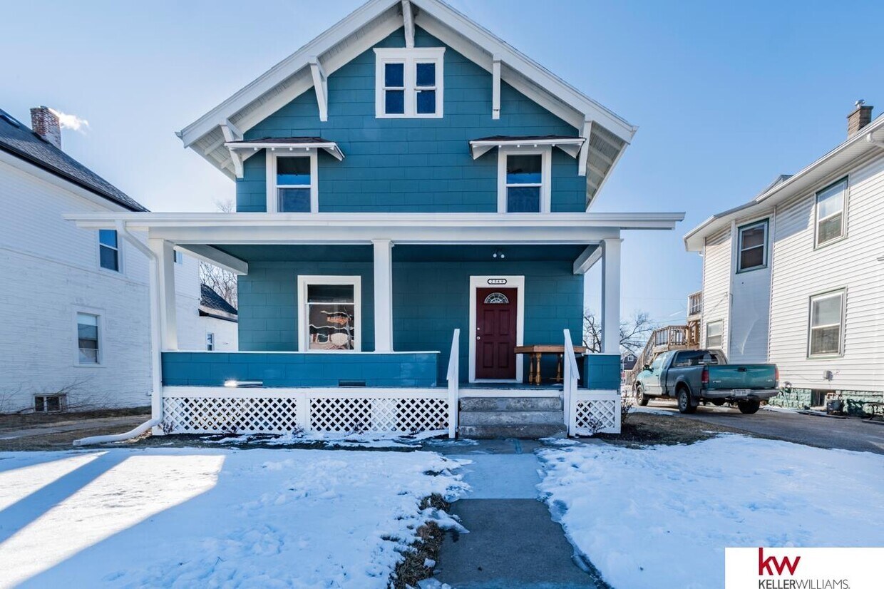 Primary Photo - 2569 Evans St