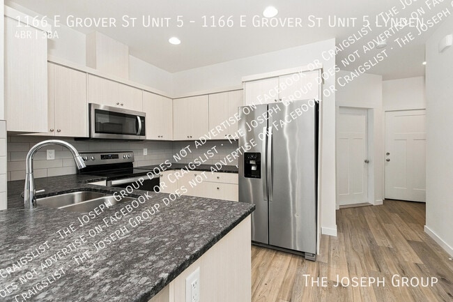 Building Photo - 1166 E Grover St