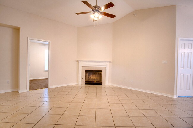 Foto del edificio - 3/2 Home in Pensacola, Close to Beaches an...