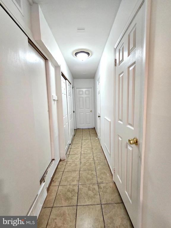 Foto del edificio - 9400 Fairgreen Ln
