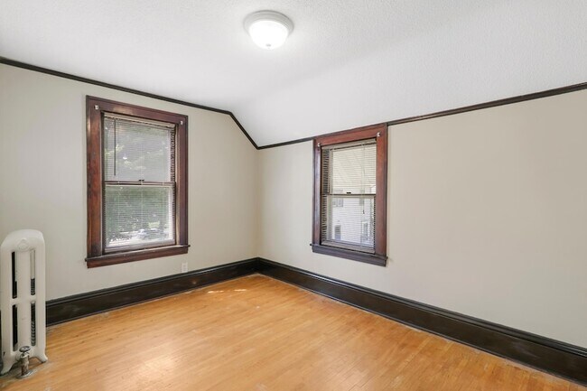 Foto del edificio - 3217 4th St SE
