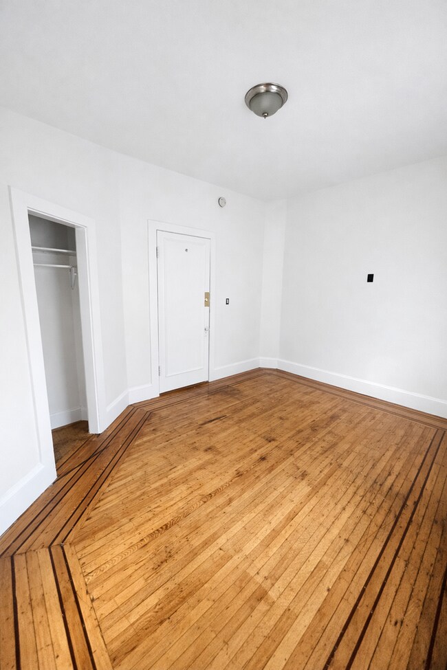 Foto del edificio - 1309-7TH