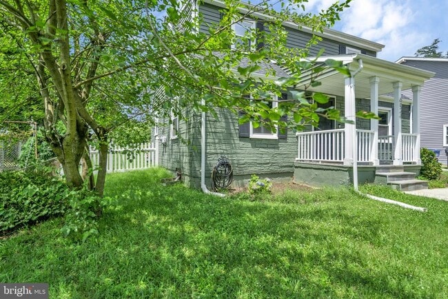 Building Photo - 6024 Rixey Dr