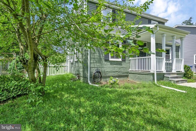 Foto del edificio - 6024 Rixey Dr