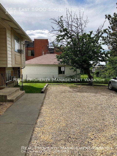 Building Photo - 2 Bedroom 1 Bath Murray Duplex.