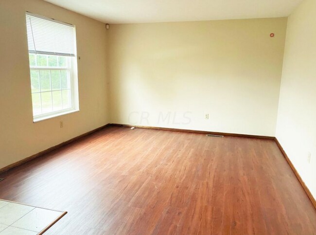 Building Photo - 2038 Shawbury Ct W