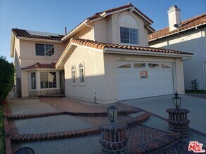 Building Photo - 12023 Stone Gate Way