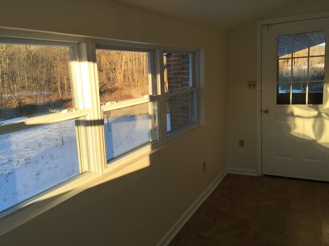 Foto del edificio - 3857 Bradshaw Rd