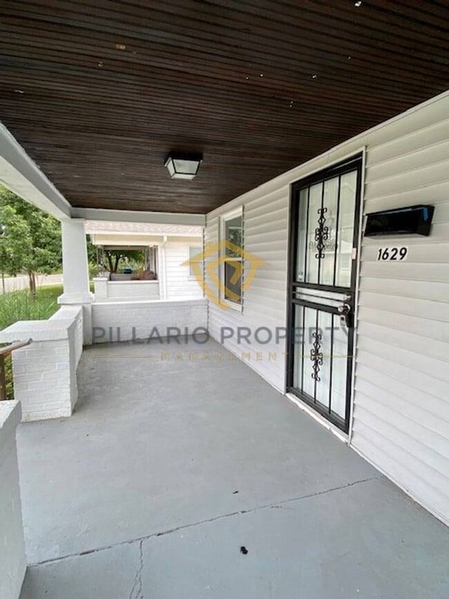 Building Photo - Fresh and Clean, Updated Bean Creek 2 Bedr...