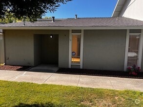 Building Photo - 34 El Basset Ct