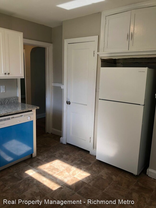 Foto del edificio - 3 br, 1 bath House - 3201 Gay Ave