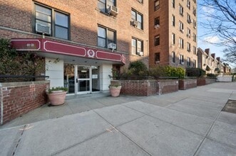 Building Photo - 48-21 40th St