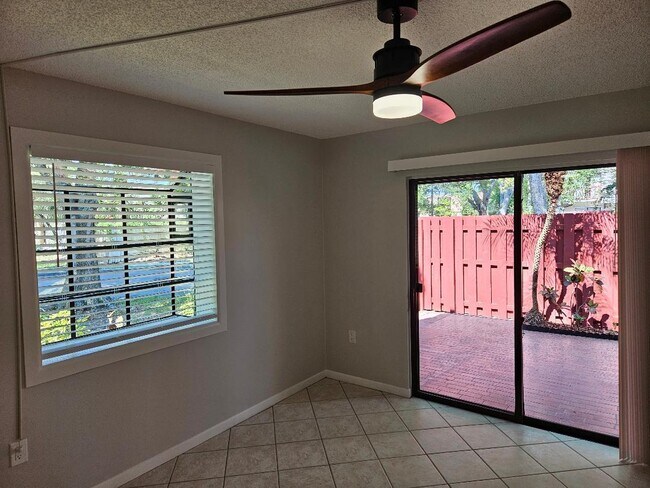 Foto del edificio - 39 Piney Branch Way