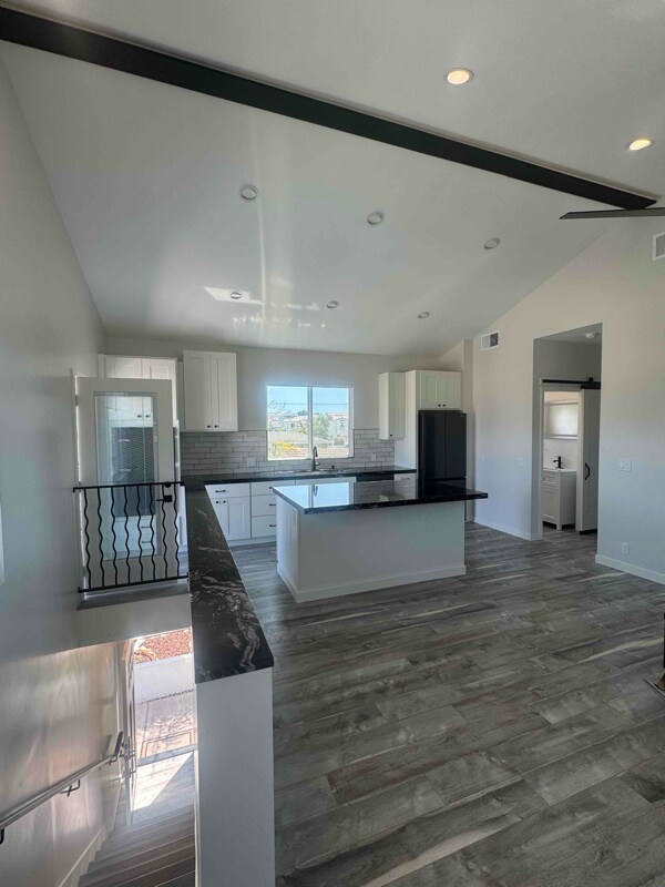 Foto del edificio - 17455 Marken Ln