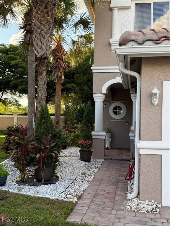 Building Photo - 3159 Antica St