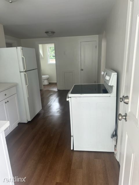 Building Photo - 2 br, 1 bath Triplex - 326 Orr Street apt 3