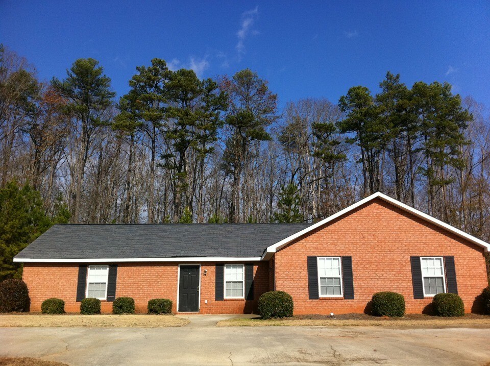 Primary Photo - 181 Lavender Lakes Dr