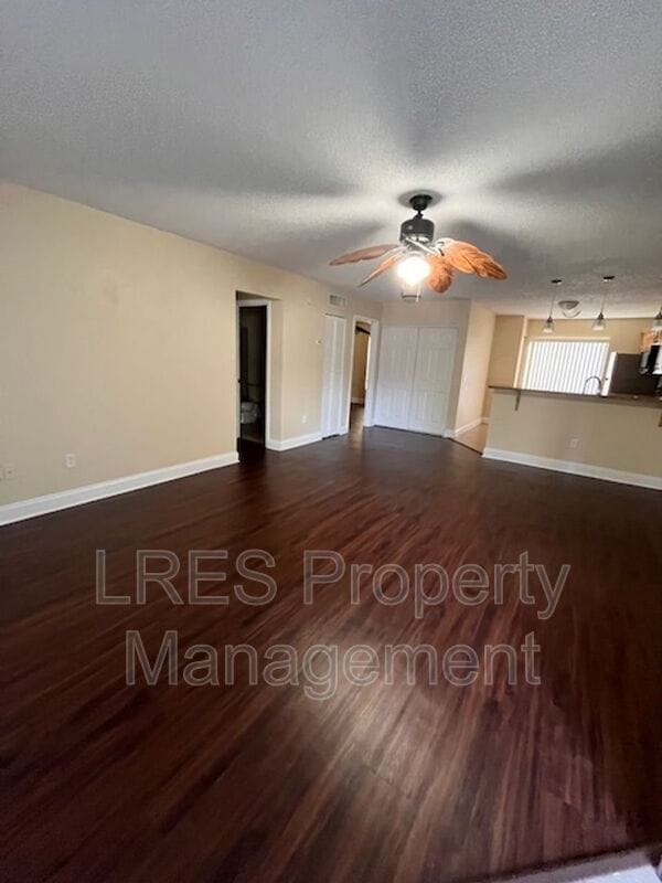 Building Photo - 3651 N Goldenrod Rd