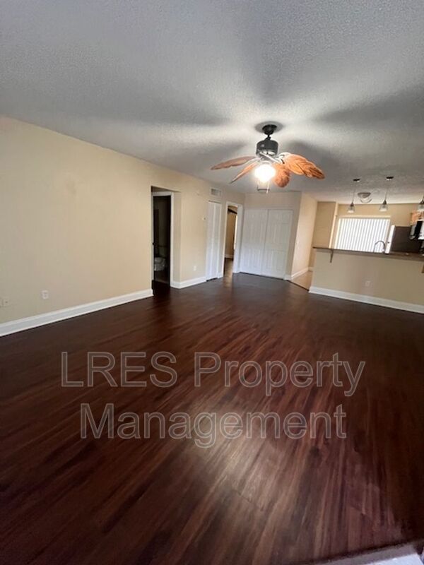 Foto del edificio - 3651 N Goldenrod Rd