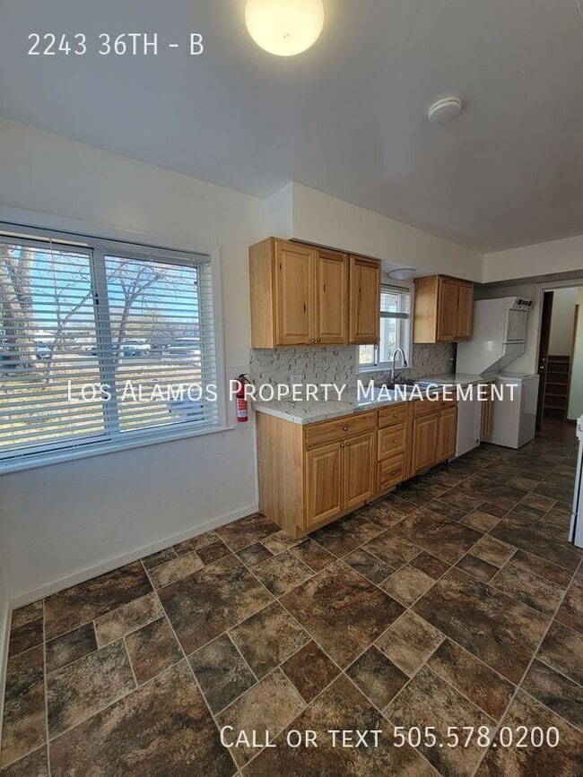 Foto del edificio - 2243 36TH-B