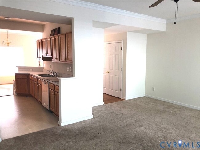 Building Photo - 8602 Springwater Dr