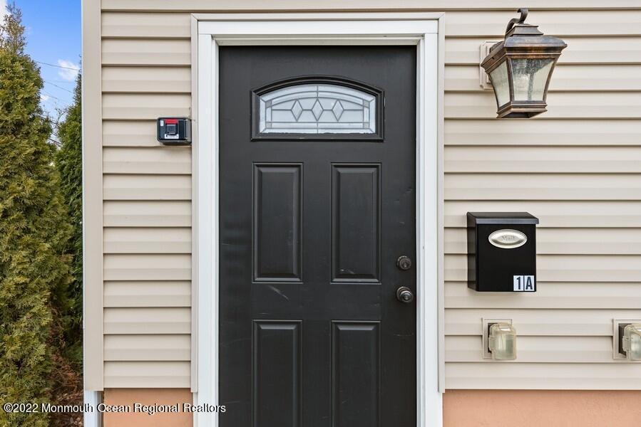 1 Monroe St, Keyport, NJ 07735 Room for Rent in Keyport, NJ