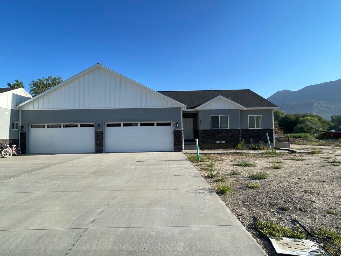Primary Photo - New Home for Rent