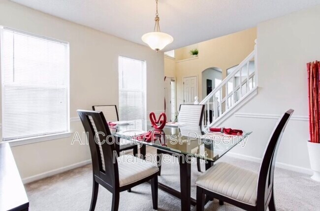 Foto del edificio - 4168 English Valley Dr