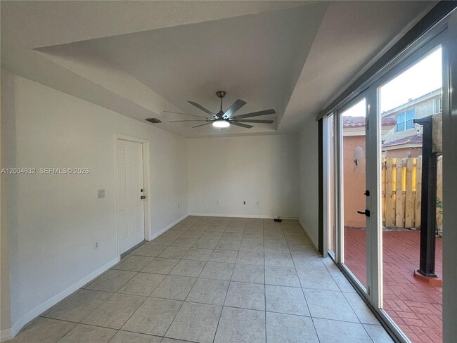 Foto del edificio - 8423 NW 138th Terrace