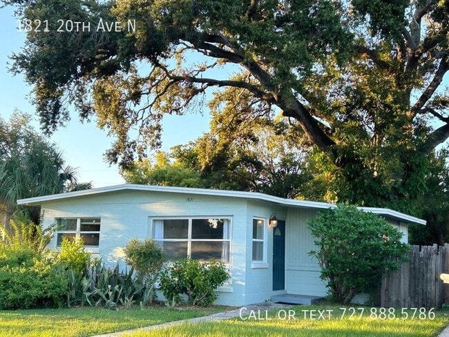 Building Photo - 1821 20th Ave N