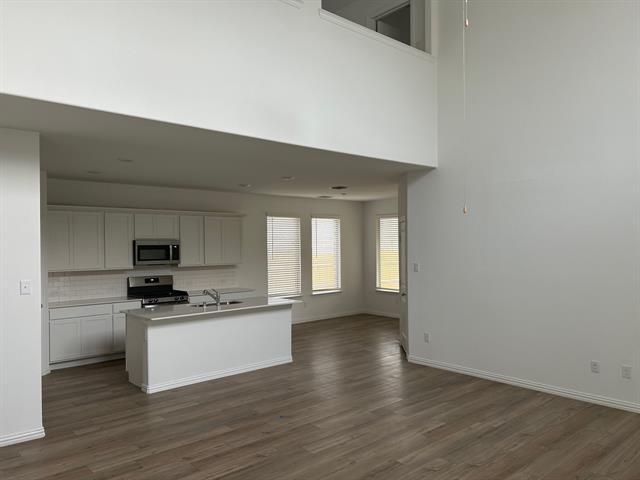 Foto del edificio - 2517 Maplehurst Dr