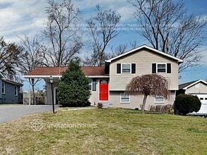 Building Photo - 6009 Lopez Ln