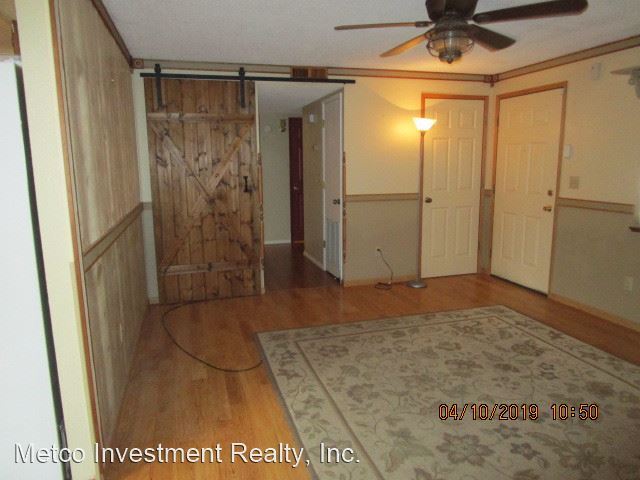 Building Photo - 4 br, 1.5 bath House - 5224 Sugarpine Cir