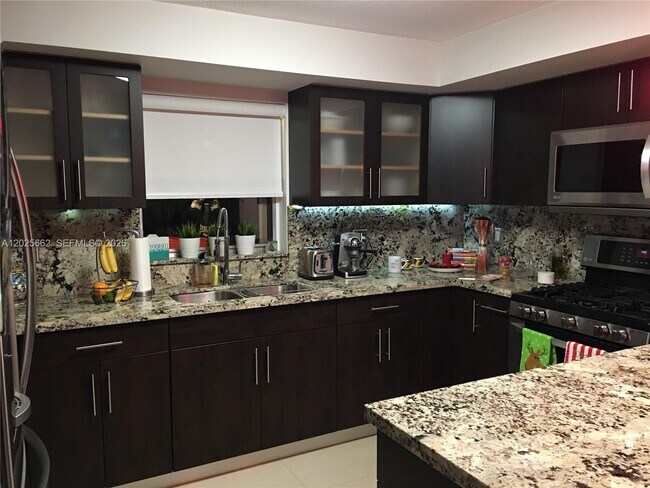 Foto del edificio - 10971 SW 69th Terrace