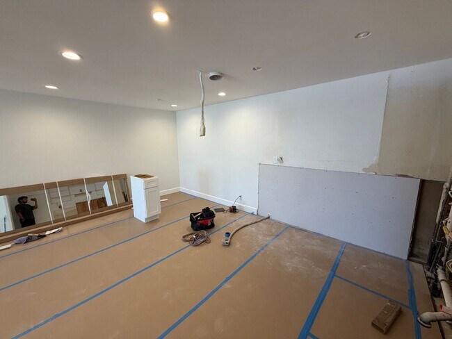 Building Photo - Completely Remodeled 3-Bedroom Home with Open-Concept Living