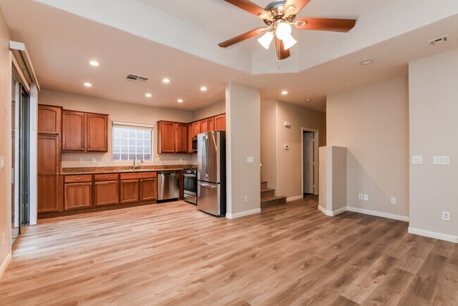 Building Photo - 328 Sweet Sugar Pine Dr