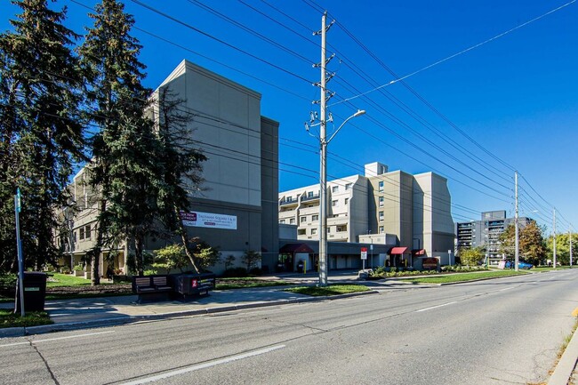 Building Photo - Talisman Square