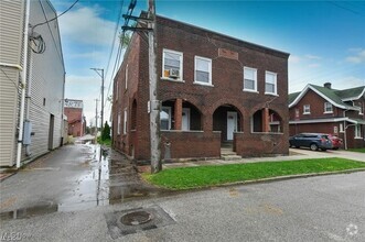 Building Photo - 71-73 6th St NW