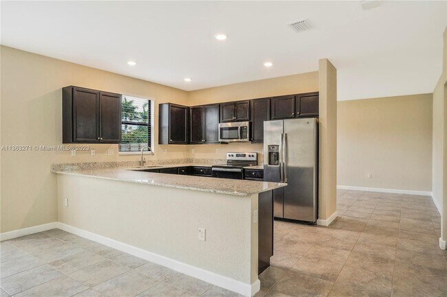 Foto del edificio - 2637 SE 1st St