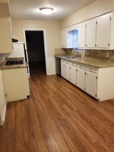 Foto del edificio - 2319 Homeway Cir