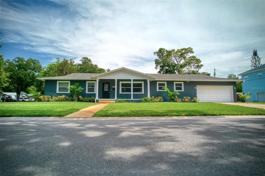 Foto principal - 555 54th St N