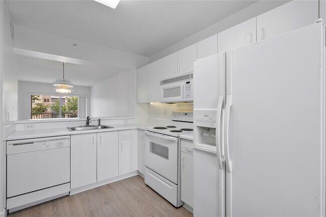 Foto del edificio - 9537 Weldon Cir