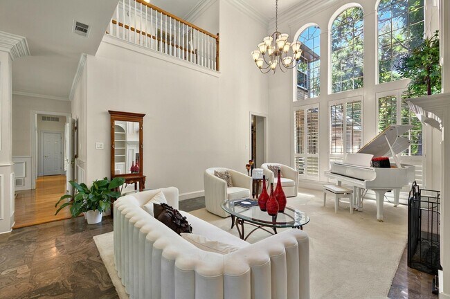 Foto del edificio - 4012 Brooks Ct