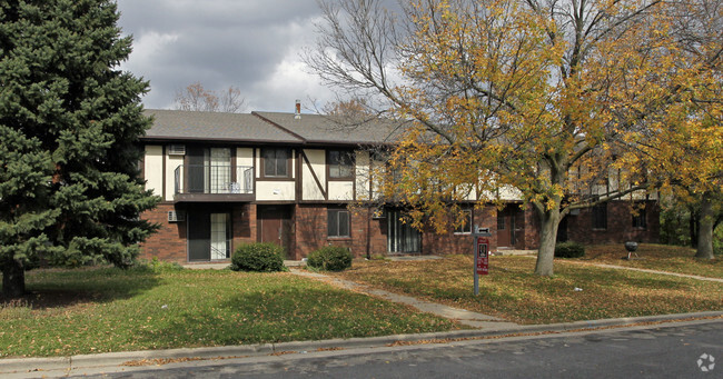 Building Photo - 4516-4520 Thurston Ln