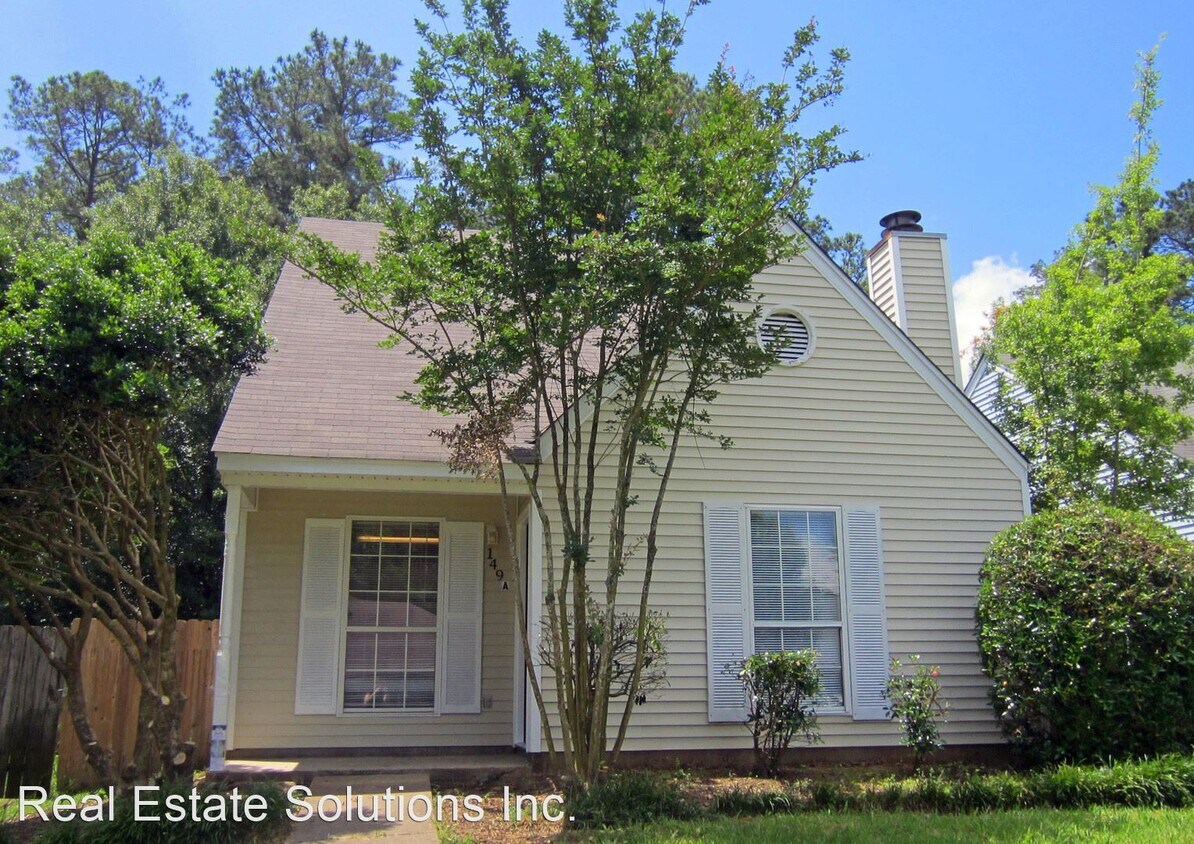 3 br, 2 bath House 149A Cumberland Road House Rental in Brandon