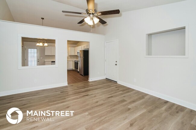 Foto del edificio - 4116 Briggs Loop