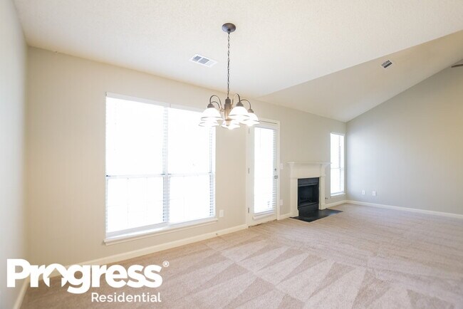 Building Photo - 2158 Denson Ln S W