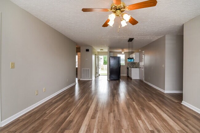 Foto del edificio - 101 Edgehill Ln