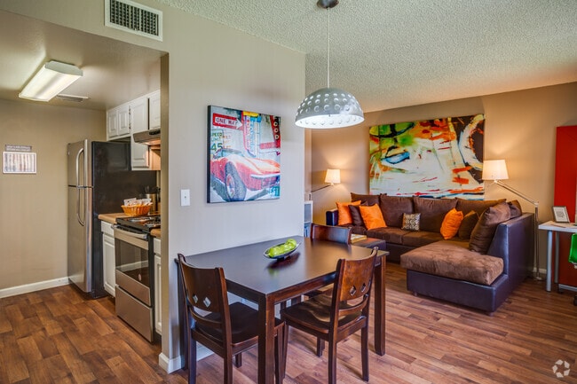 Interior Photo - Zona Verde Apartments