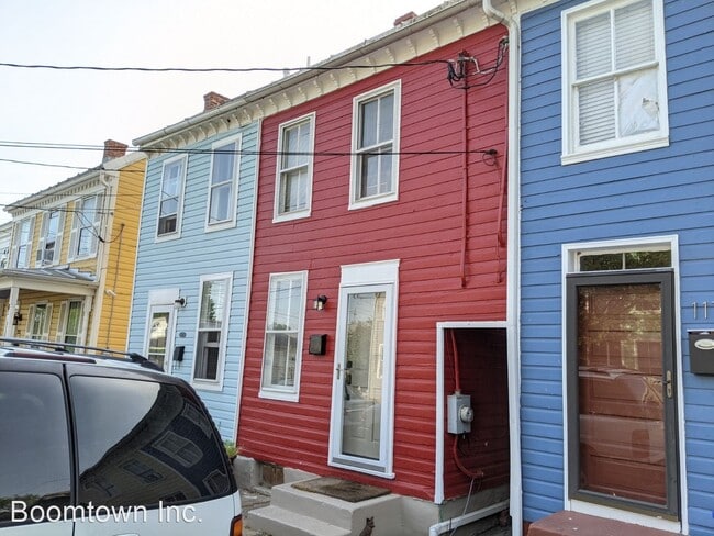 Building Photo - 2 br, 1.5 bath House - 119 Water Street